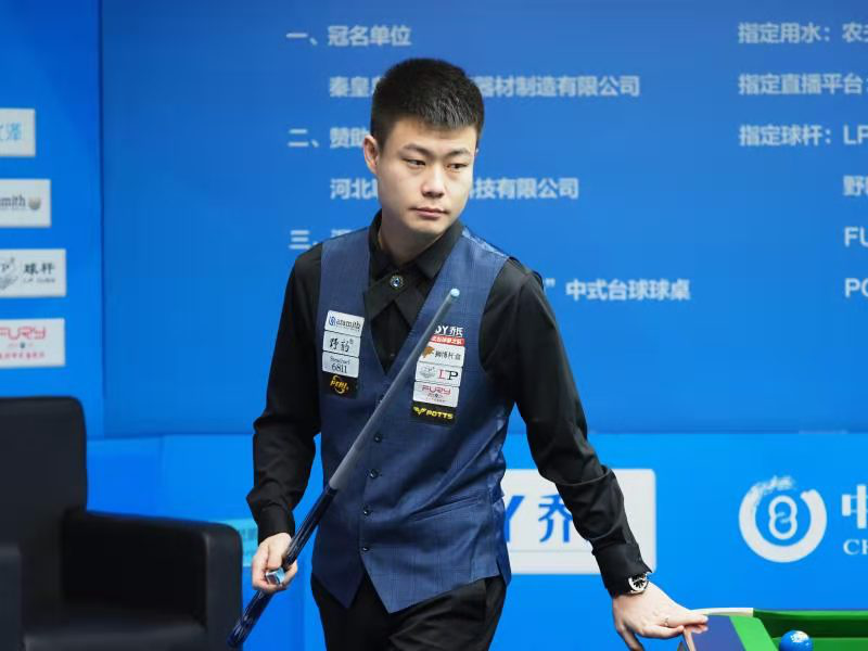 易詹姆斯亲 易詹姆斯亲