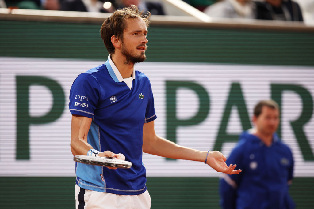 打穿防线 打穿防线