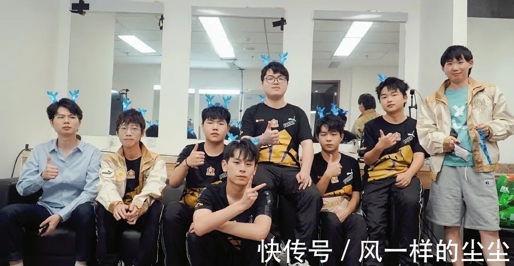 在顶级行列 在顶级行列