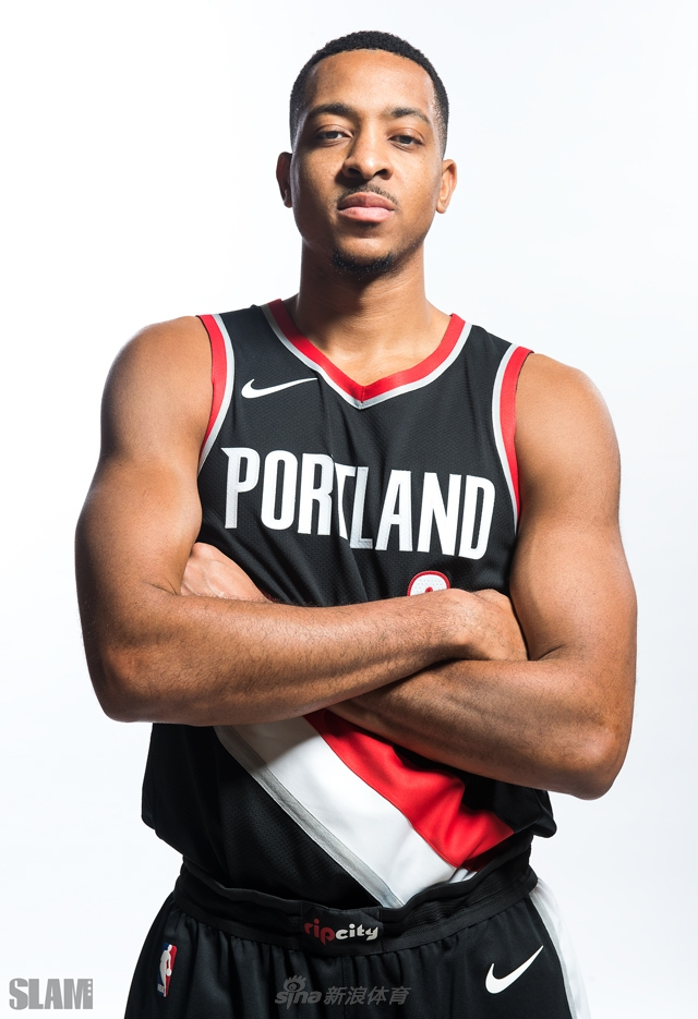 中处于劣势 中处于劣势