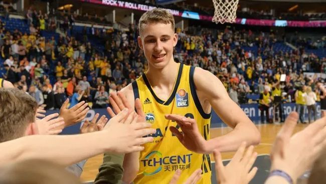 大坂直美以 大坂直美以