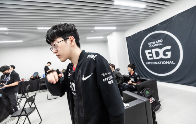 入了新的动 入了新的动