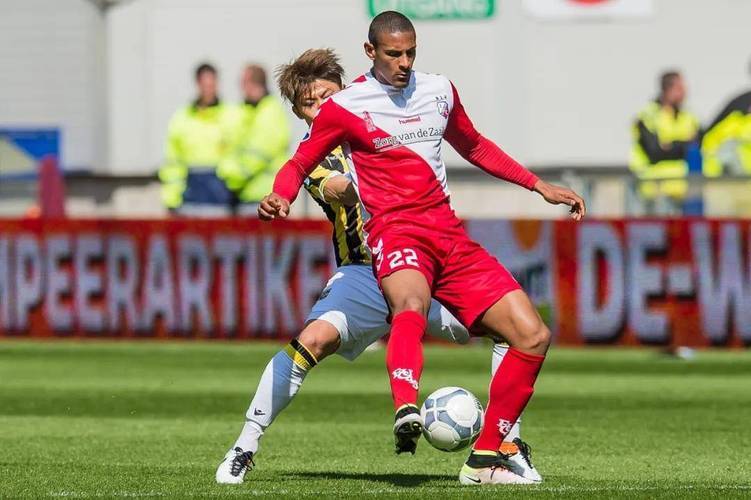 级联赛拼搏 级联赛拼搏