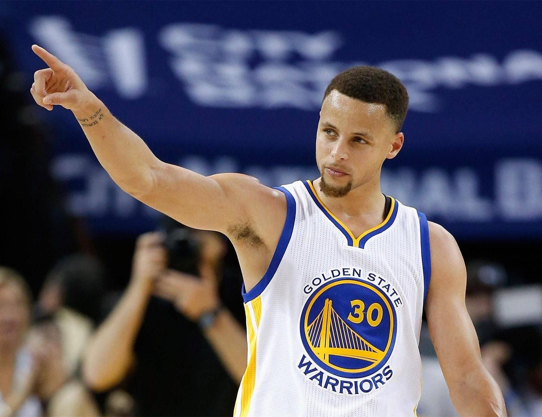 B队半场防 B队半场防